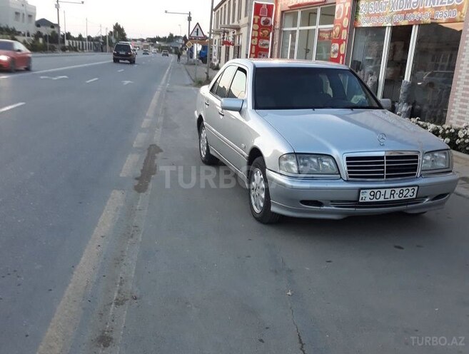 Mercedes C 220 1999, 290,530 km - 2.2 л - Bakı