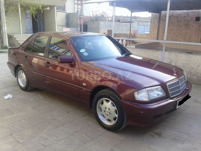 Mercedes C 180 1997, 228,000 km - 1.8 л - Bakı