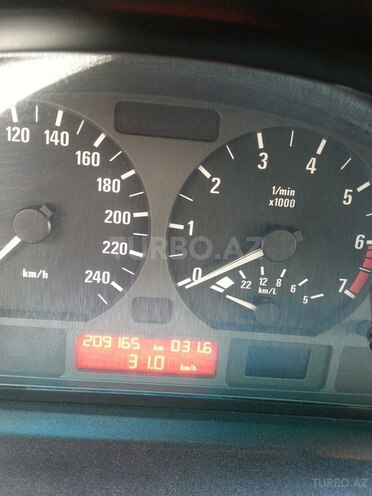 BMW 320 2002, 209,165 km - 2.2 l - Bakı