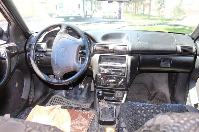 Opel Astra 1995, 500,000 km - 1.6 l - Bakı