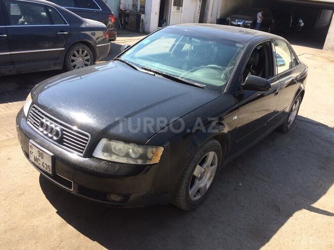 Audi A4 2003, 240,000 km - 1.8 л - Bakı