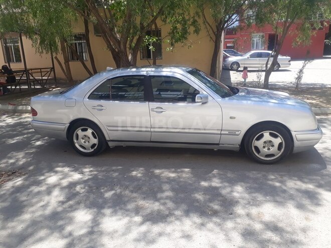 Mercedes E 230 1996, 240,000 km - 2.3 l - Bakı