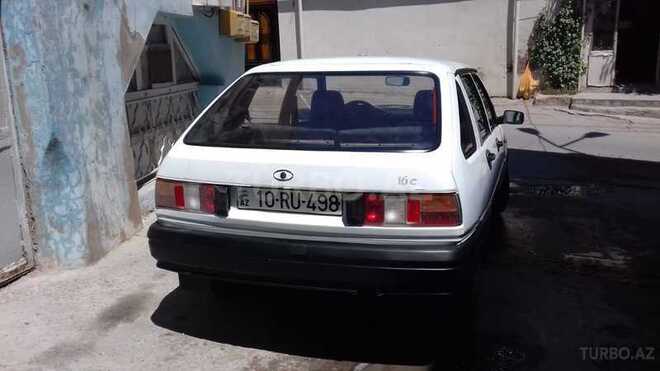 IJ 2126 Oda 2002, 80,000 km - 1.6 l - Bakı