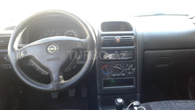 Opel Astra 1999, 300,000 km - 1.6 l - Zaqatala