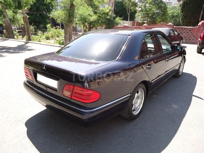 Mercedes E 230 1996, 214,677 km - 2.3 l - Bakı