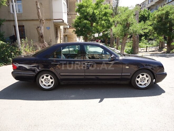 Mercedes E 230 1996, 214,677 km - 2.3 l - Bakı