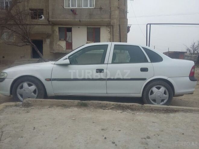 Opel Vectra 1997, 285,450 km - 2.0 л - Sumqayıt