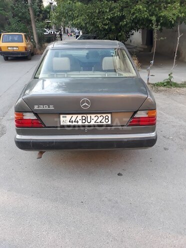 Mercedes E 230 1991, 510,000 km - 2.3 l - Bakı
