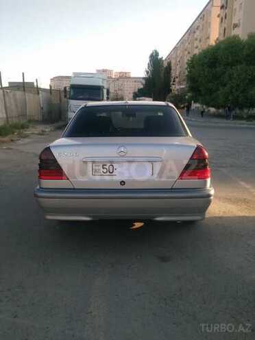 Mercedes C 200 2000, 261,100 km - 2.0 l - Sumqayıt