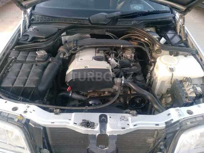 Mercedes C 200 2000, 261,100 km - 2.0 l - Sumqayıt