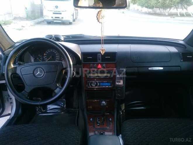 Mercedes C 200 2000, 261,100 km - 2.0 l - Sumqayıt