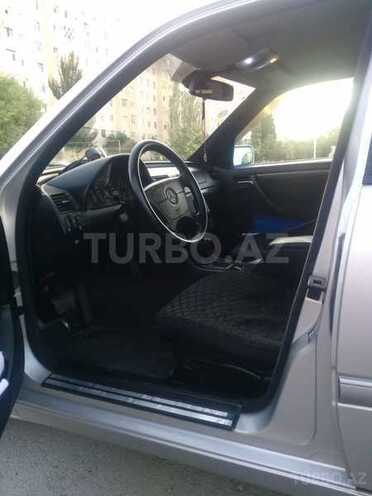 Mercedes C 200 2000, 261,100 km - 2.0 l - Sumqayıt
