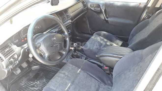 Opel Vectra 1998, 495,000 km - 1.6 l - Bakı