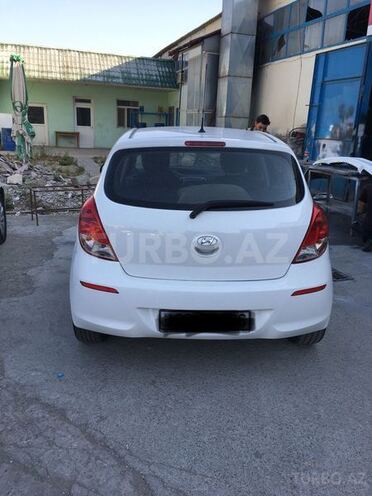 Hyundai i20 2012, 72,000 km - 1.4 l - Bakı