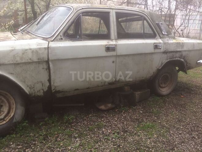 GAZ 24 1990, 210,000 km - 2.4 l - Quba