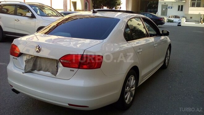 Volkswagen Jetta 2014, 73,200 km - 1.8 л - Bakı