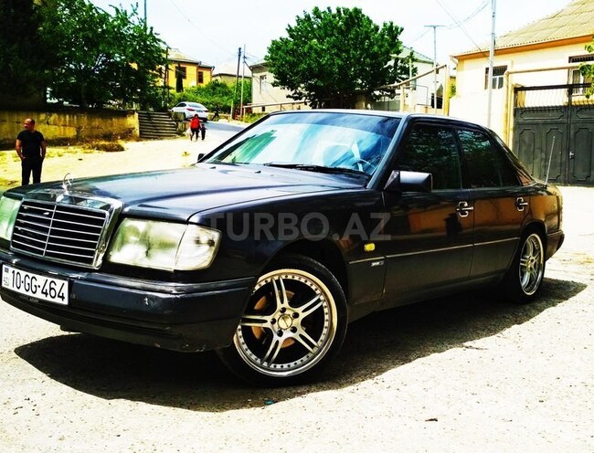 Mercedes E 300 1988, 408,725 km - 3.0 l - Bakı