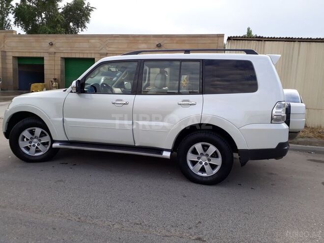 Mitsubishi Pajero 2007, 175,000 km - 3.0 l - Xaçmaz
