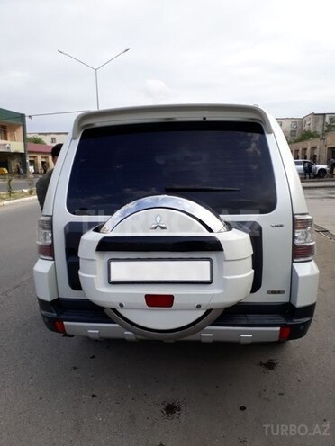 Mitsubishi Pajero 2007, 175,000 km - 3.0 l - Xaçmaz