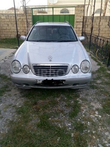 Mercedes E 240 1999, 277,600 km - 0.3 l - Bakı