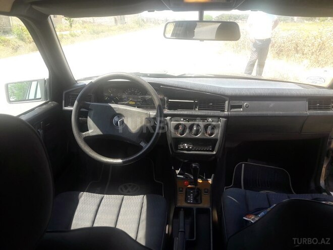 Mercedes 190 1990, 243,000 km - 2.0 l - Bakı
