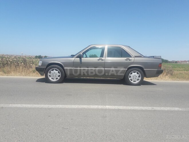 Mercedes 190 1990, 243,000 km - 2.0 l - Bakı