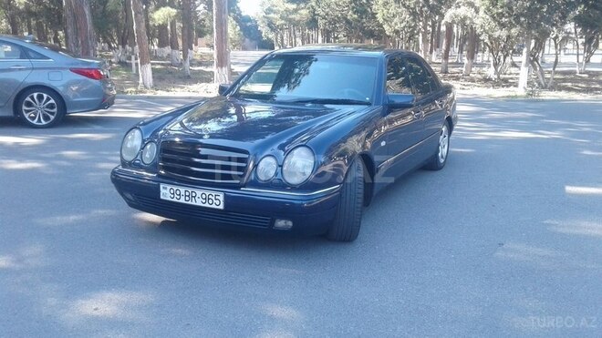 Mercedes E 280 1999, 270,000 km - 2.8 l - Sumqayıt