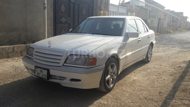 Mercedes C 230 1997, 262,100 km - 2.3 л - Bakı