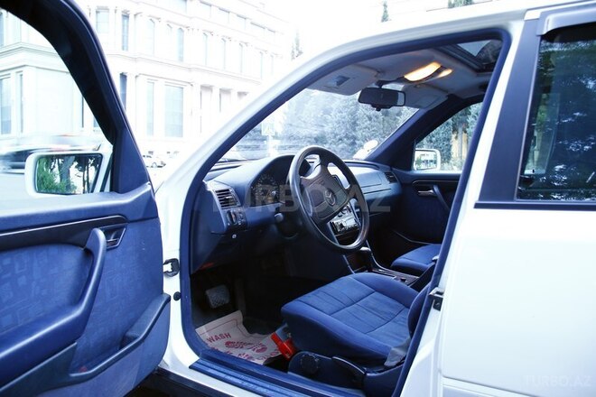 Mercedes C 200 1996, 356,000 km - 2.0 l - Bakı