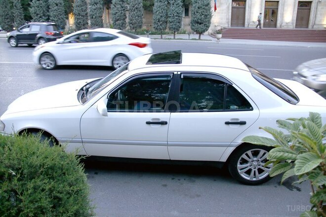 Mercedes C 200 1996, 356,000 km - 2.0 l - Bakı