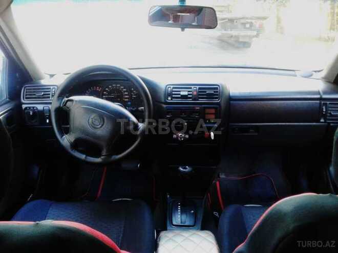 Opel Vectra 1995, 370,448 km - 1.8 l - Bakı