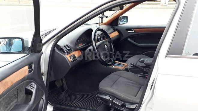 BMW 318 1998, 235,000 km - 1.9 л - Sumqayıt