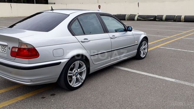 BMW 318 1998, 235,000 km - 1.9 л - Sumqayıt