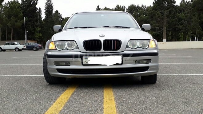 BMW 318 1998, 235,000 km - 1.9 л - Sumqayıt