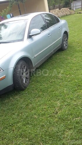 Volkswagen Passat 2004, 2,200,002 km - 1.8 l - Sumqayıt