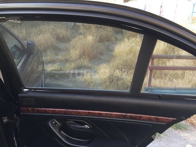 BMW 528 2000, 236,000 km - 2.8 l - Bakı