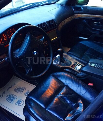 BMW 528 2000, 236,000 km - 2.8 l - Bakı