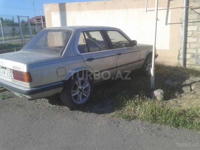 BMW 323 1984, 323,000 km - 2.0 l - Gəncə