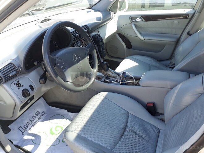Mercedes C 200 2001, 251,000 km - 2.0 l - Bakı