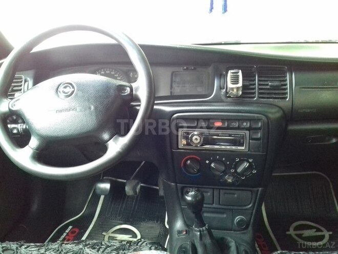 Opel Vectra 1996, 405,000 km - 1.6 l - Bakı