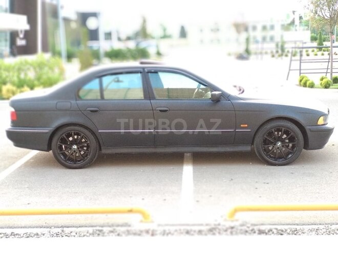 BMW 523 1997, 398,000 km - 0.3 l - Bakı