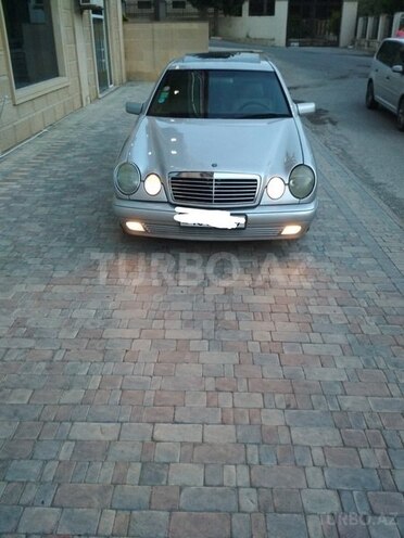 Mercedes E 280 1996, 265,800 km - 2.8 л - Bakı