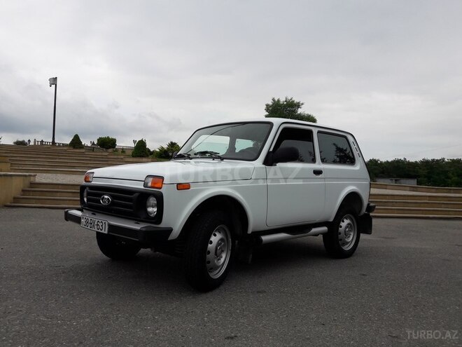 LADA (VAZ) Niva 2015, 31,000 km - 1.7 л - Qusar