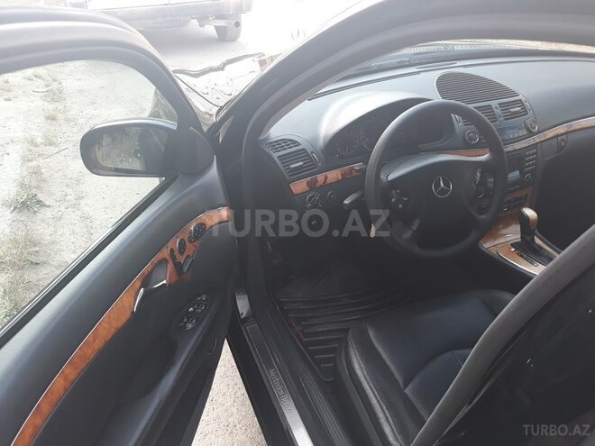 Mercedes E 240 2002, 260,000 km - 2.6 l - Bakı