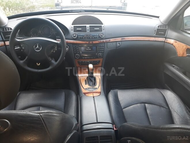Mercedes E 240 2002, 260,000 km - 2.6 l - Bakı