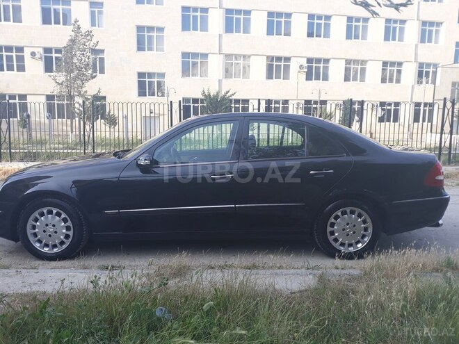 Mercedes E 240 2002, 260,000 km - 2.6 l - Bakı
