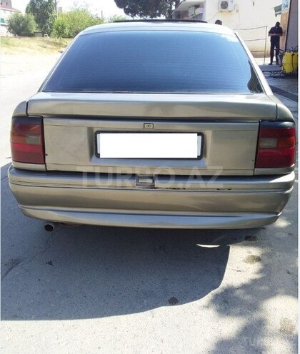 Opel Vectra 1993, 150,000 km - 2.0 l - Bakı
