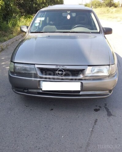 Opel Vectra 1993, 150,000 km - 2.0 l - Bakı