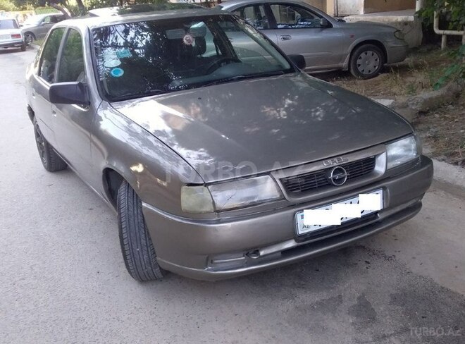 Opel Vectra 1993, 150,000 km - 2.0 l - Bakı