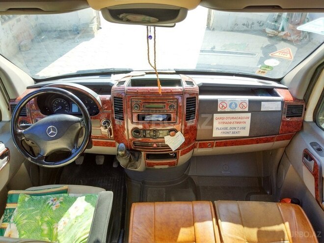 Mercedes Sprinter 313 2009, 160,000 km - 2.2 л - Neftçala